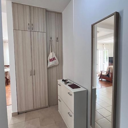 Apartment Belani, Own Parking Tivat Eksteriør billede