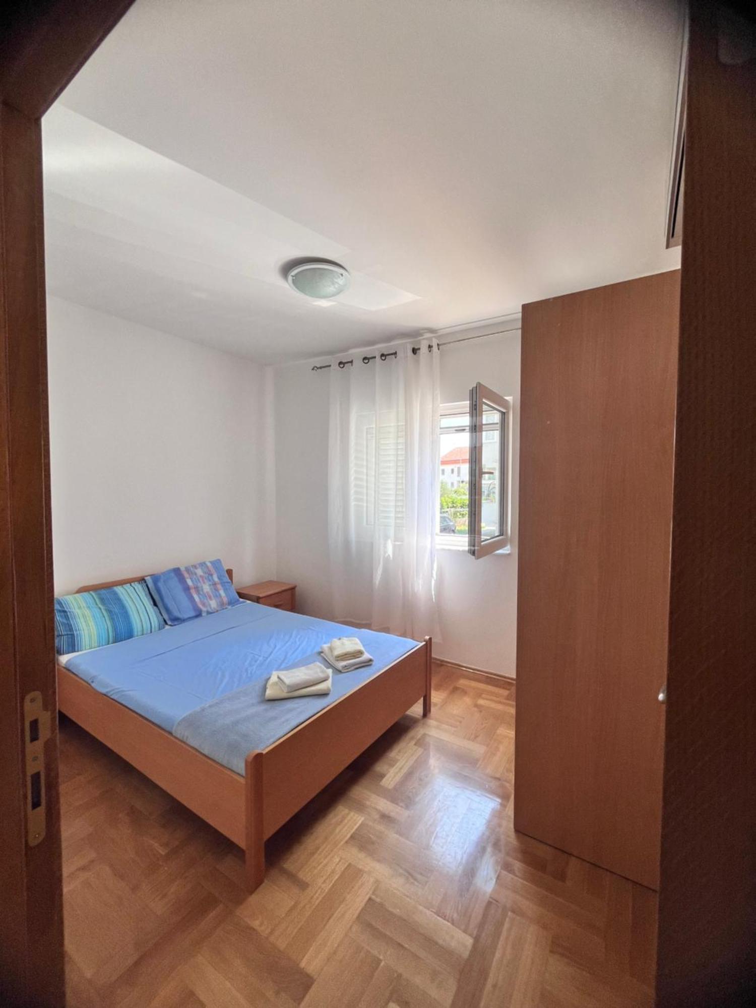 Apartment Belani, Own Parking Tivat Eksteriør billede